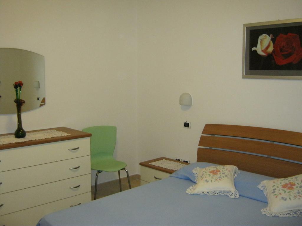 Tortoreto Verde Mare "Appartamenti Per Vacanze" חדר תמונה